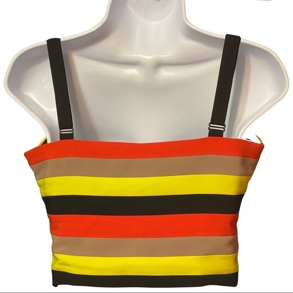 Milly cropped top - Picture 2 of 6